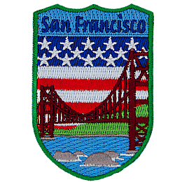 This patch displays San Francisco’s Golden Gate Bridge with the United States of America flag.